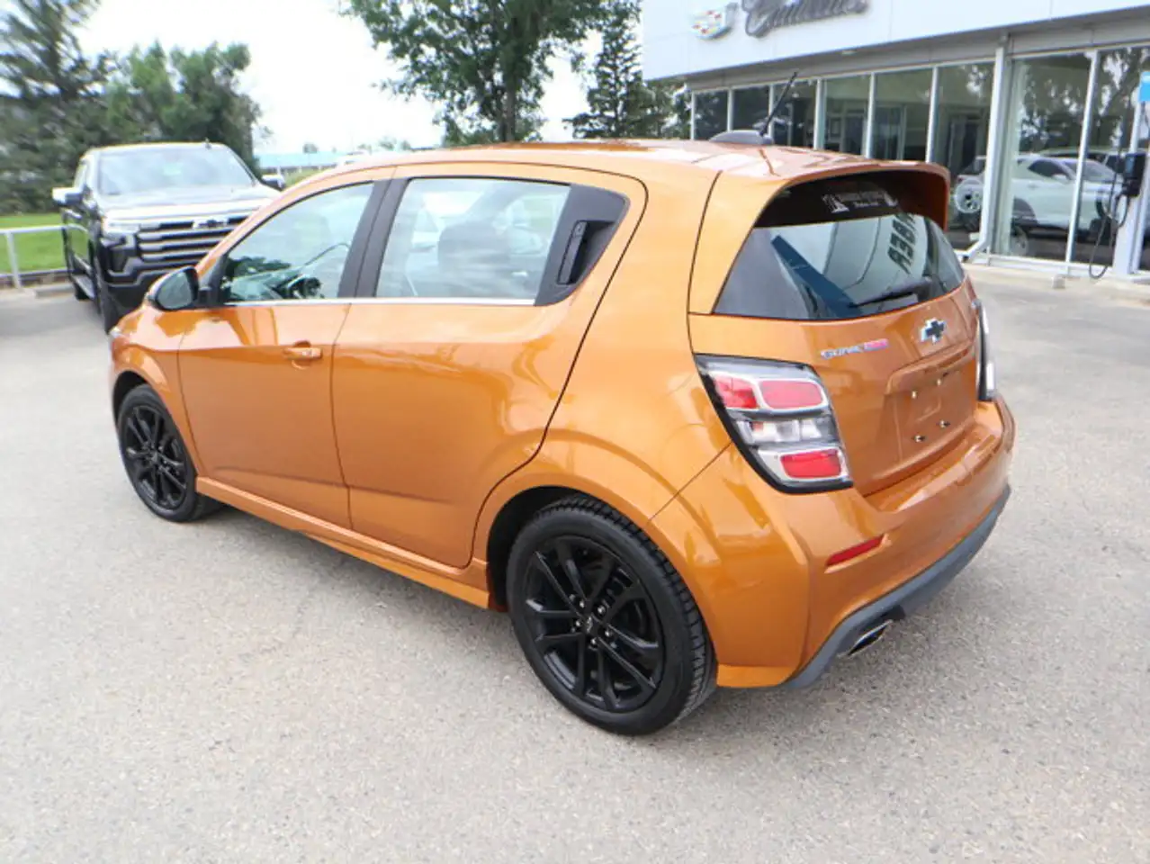Chevrolet Sonic снимка Chevrolet Sonic