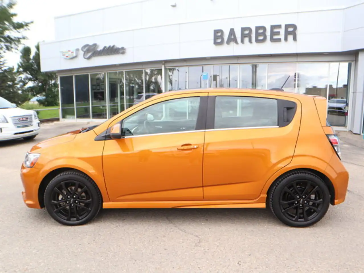 Chevrolet Sonic снимка Chevrolet Sonic