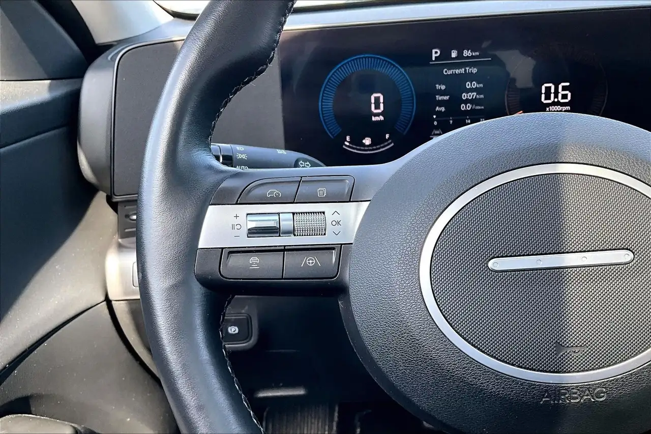 Hyundai KONA снимка Hyundai KONA