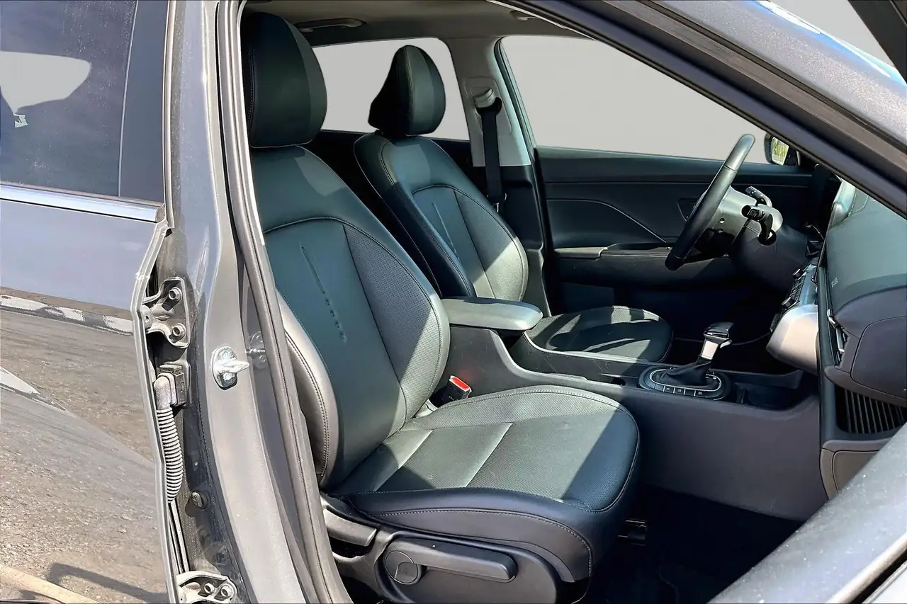 Hyundai KONA снимка Hyundai KONA