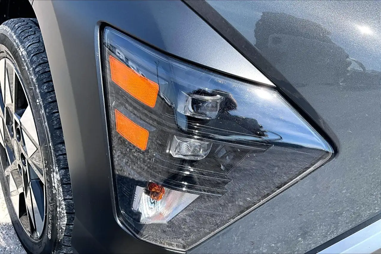 Hyundai KONA снимка Hyundai KONA