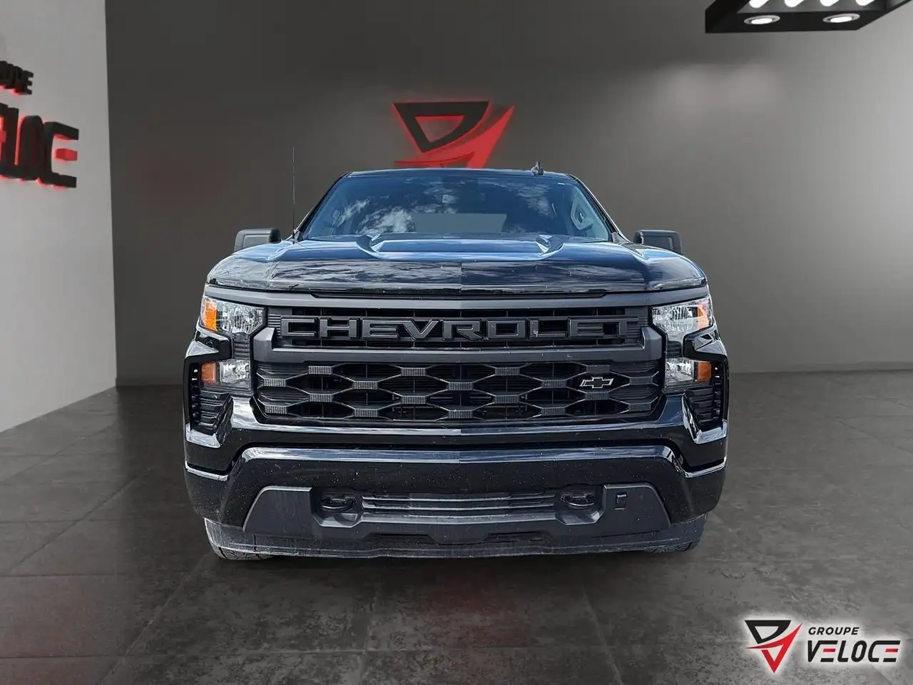Chevrolet Silverado 1500 photo Chevrolet Silverado 1500