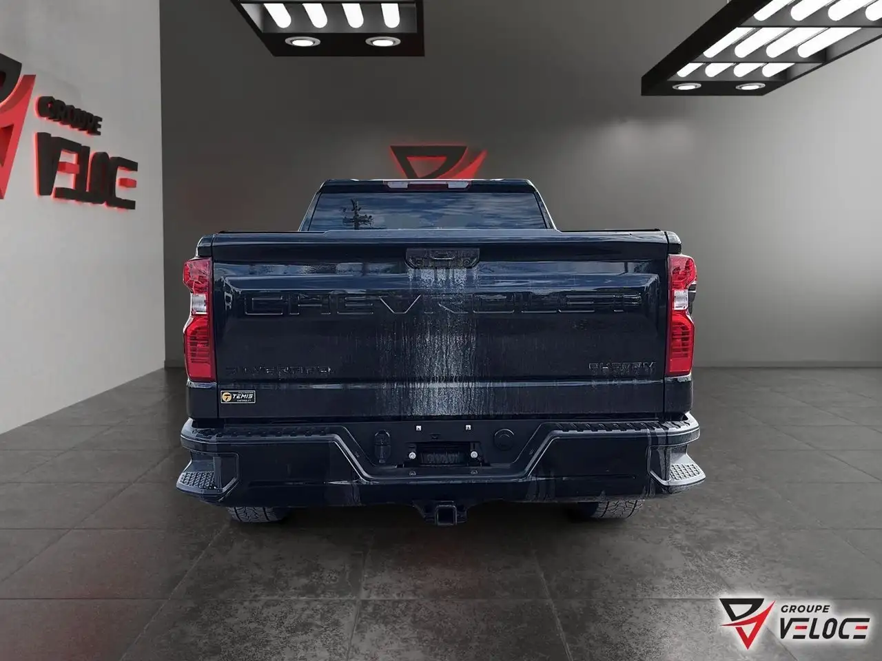 Chevrolet Silverado 1500 photo Chevrolet Silverado 1500