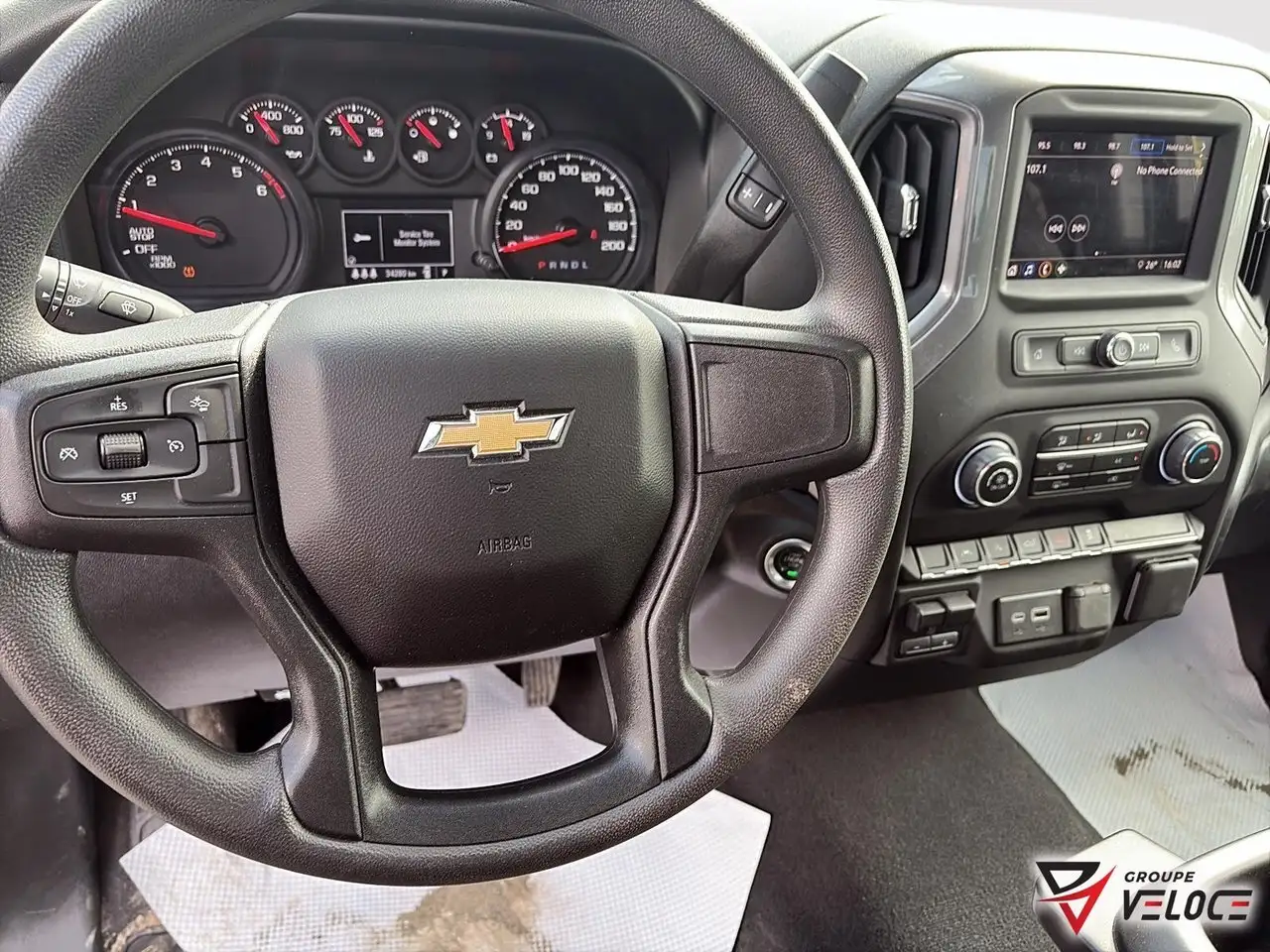 Chevrolet Silverado 1500 photo Chevrolet Silverado 1500