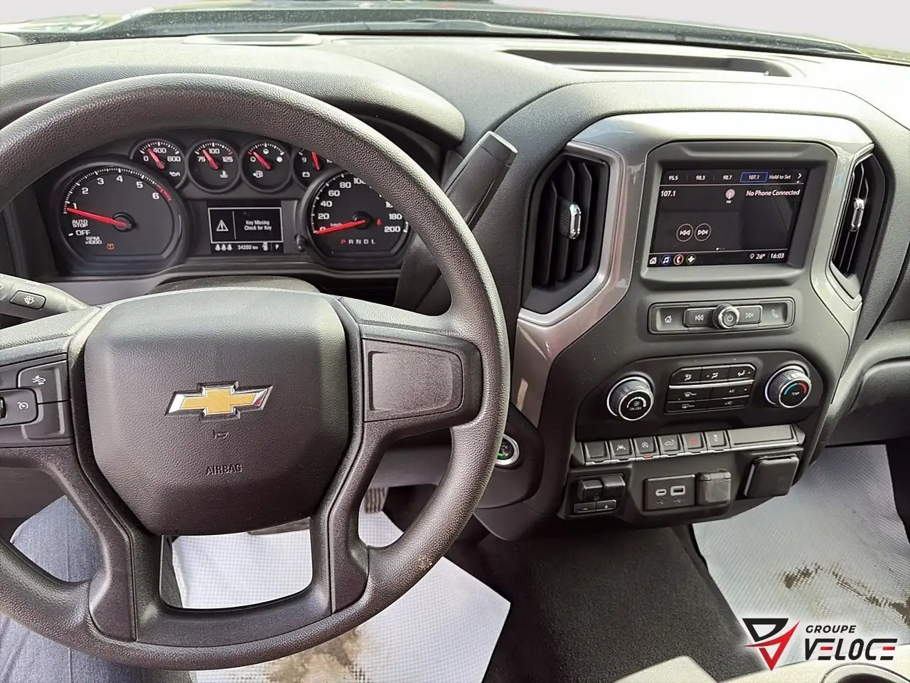 Chevrolet Silverado 1500 photo Chevrolet Silverado 1500