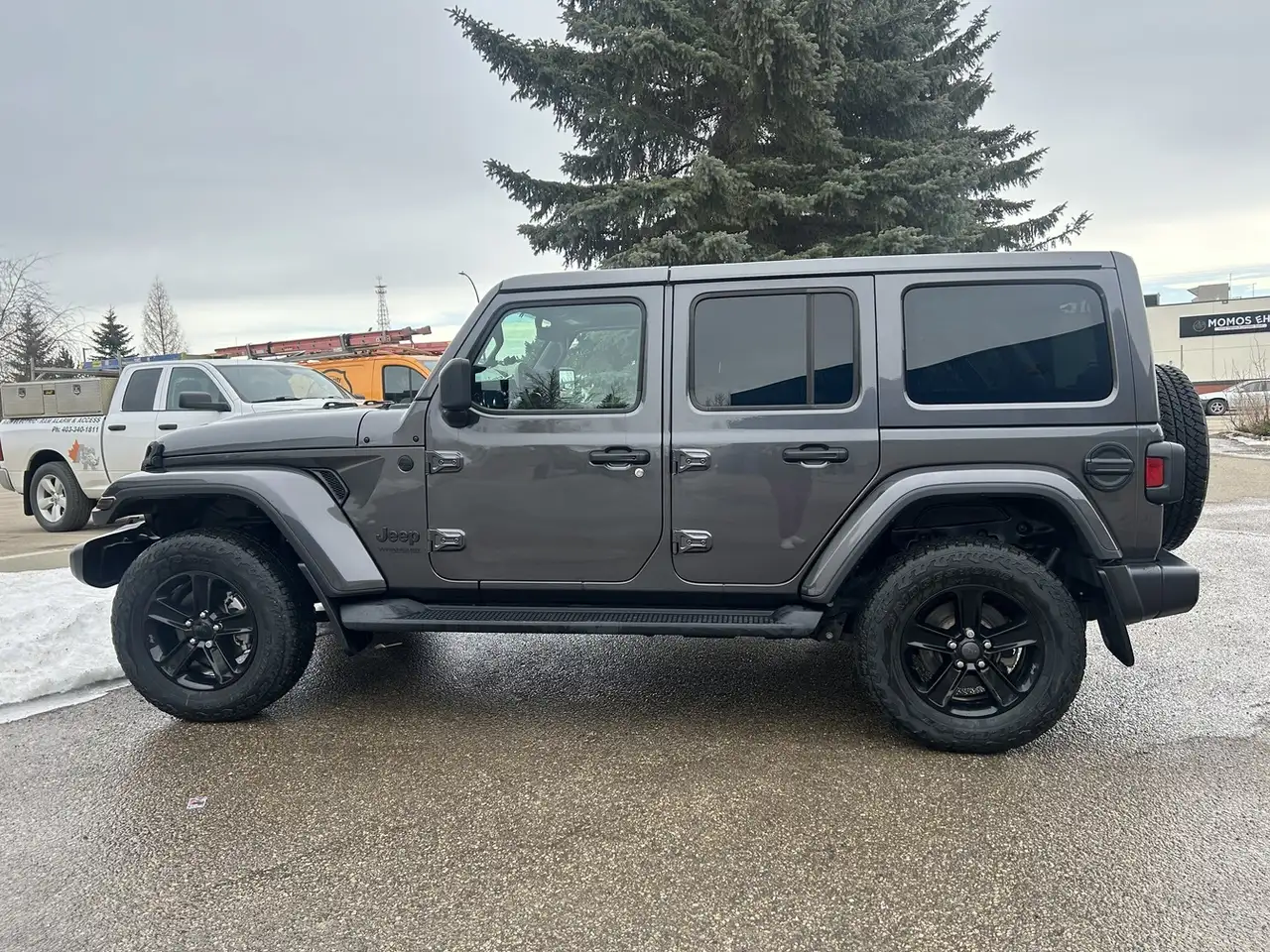 Jeep Wrangler снимка Jeep Wrangler