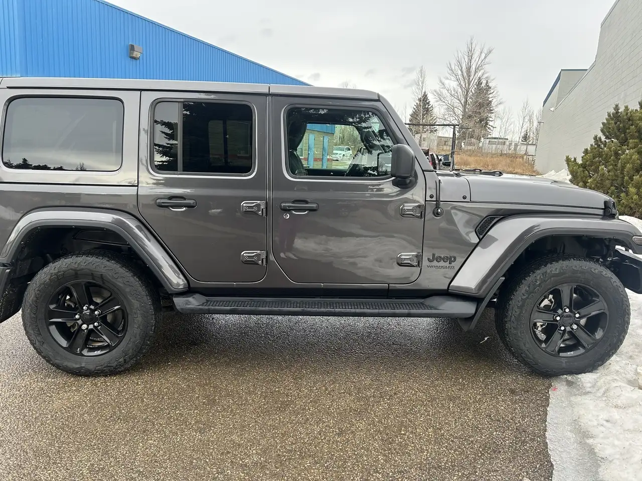 Jeep Wrangler снимка Jeep Wrangler