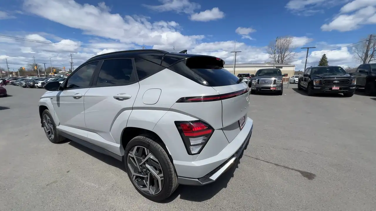 Hyundai KONA photo Hyundai KONA