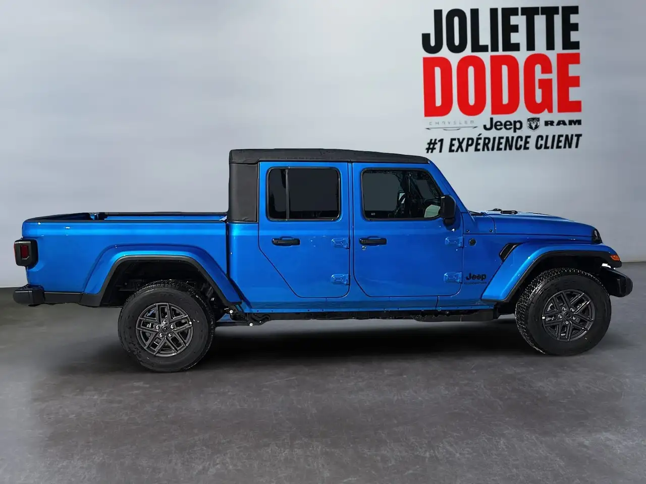 Jeep Gladiator снимка Jeep Gladiator