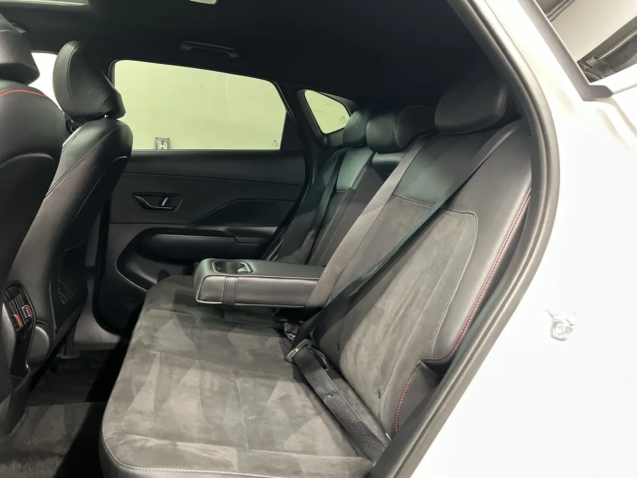 Hyundai KONA photo Hyundai KONA