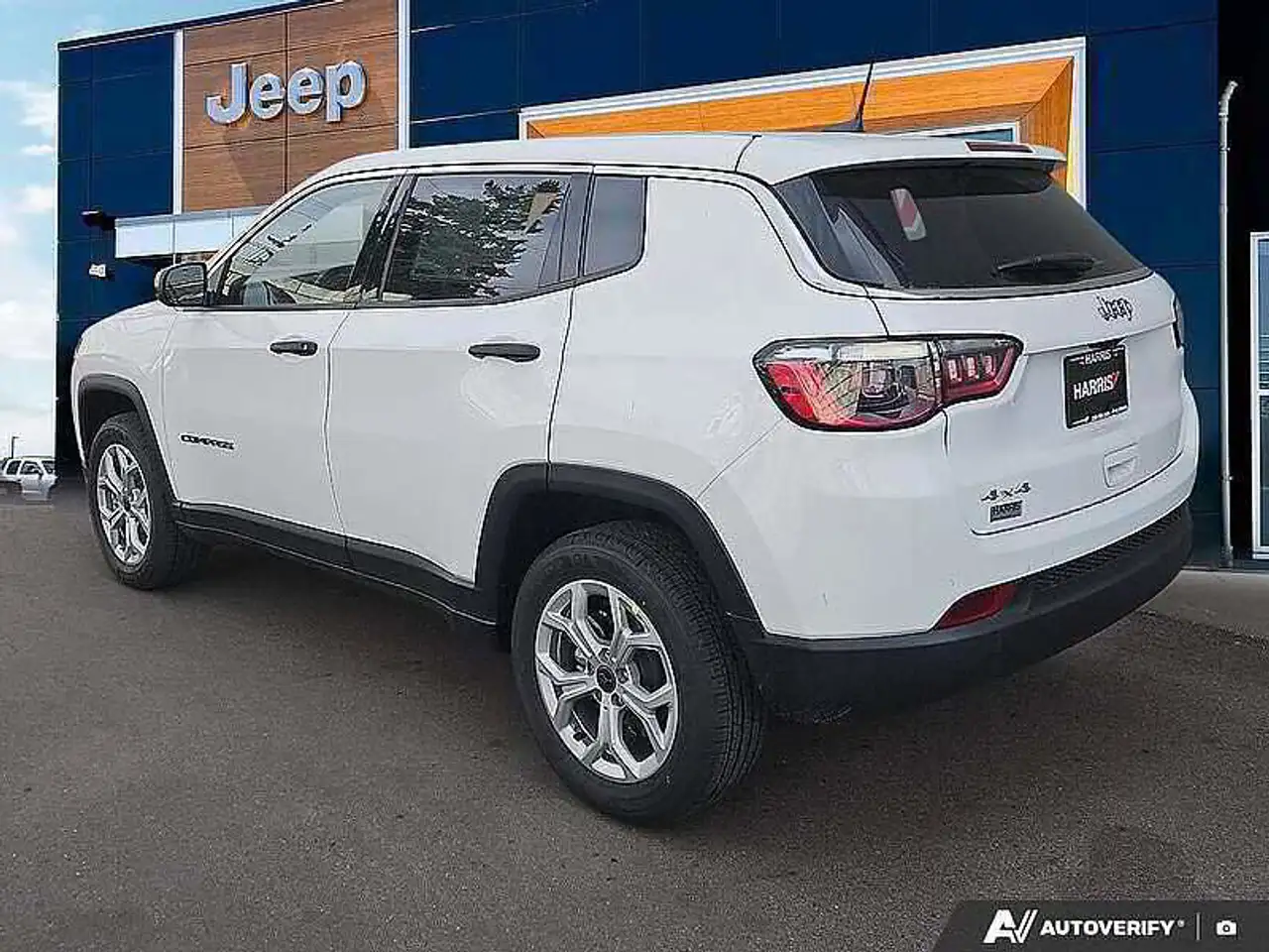 Jeep Compass photo Jeep Compass