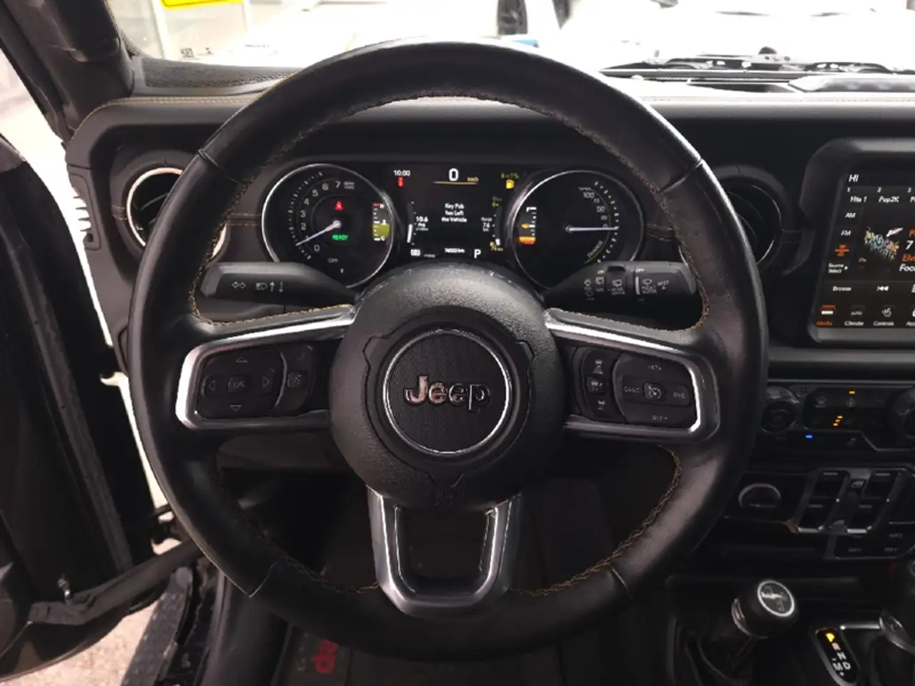 Jeep Wrangler снимка Jeep Wrangler