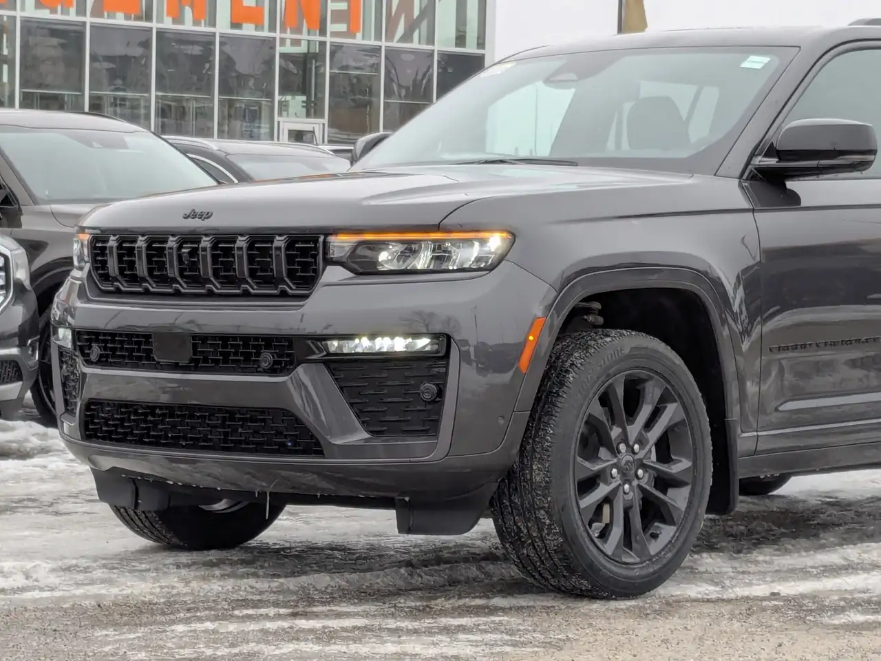 Jeep Grand Cherokee снимка Jeep Grand Cherokee