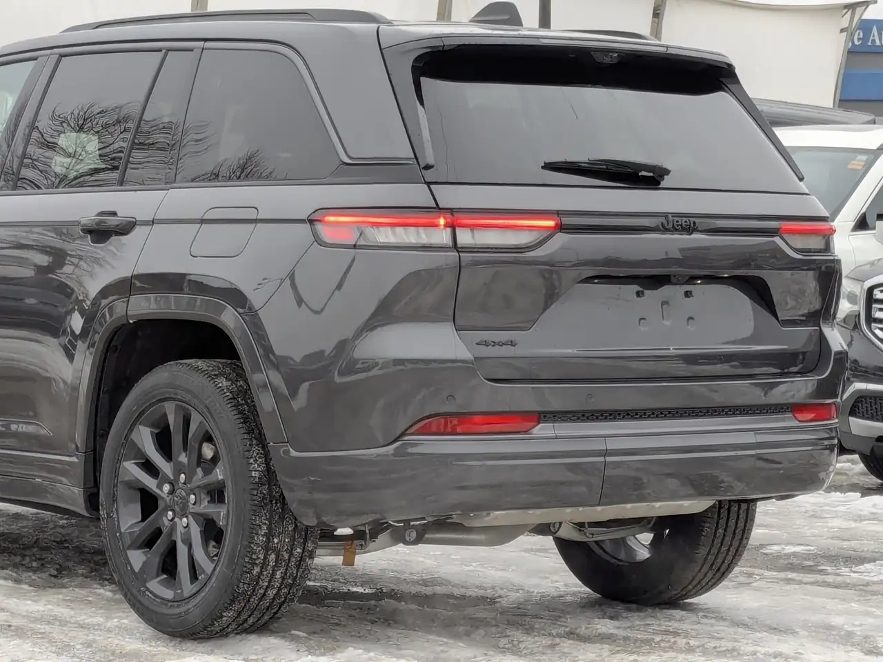 Jeep Grand Cherokee снимка Jeep Grand Cherokee