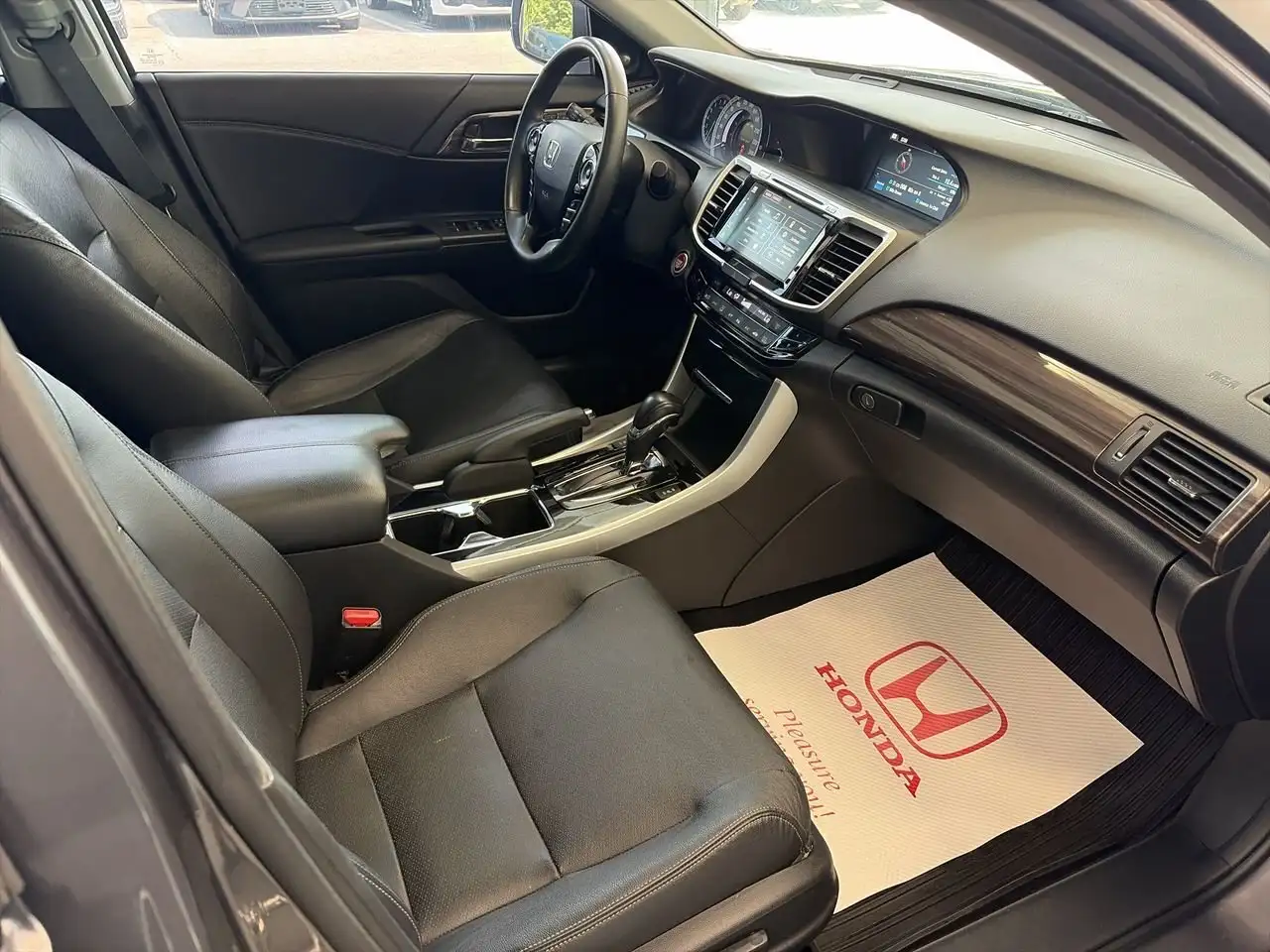 Honda Accord fotografie Honda Accord