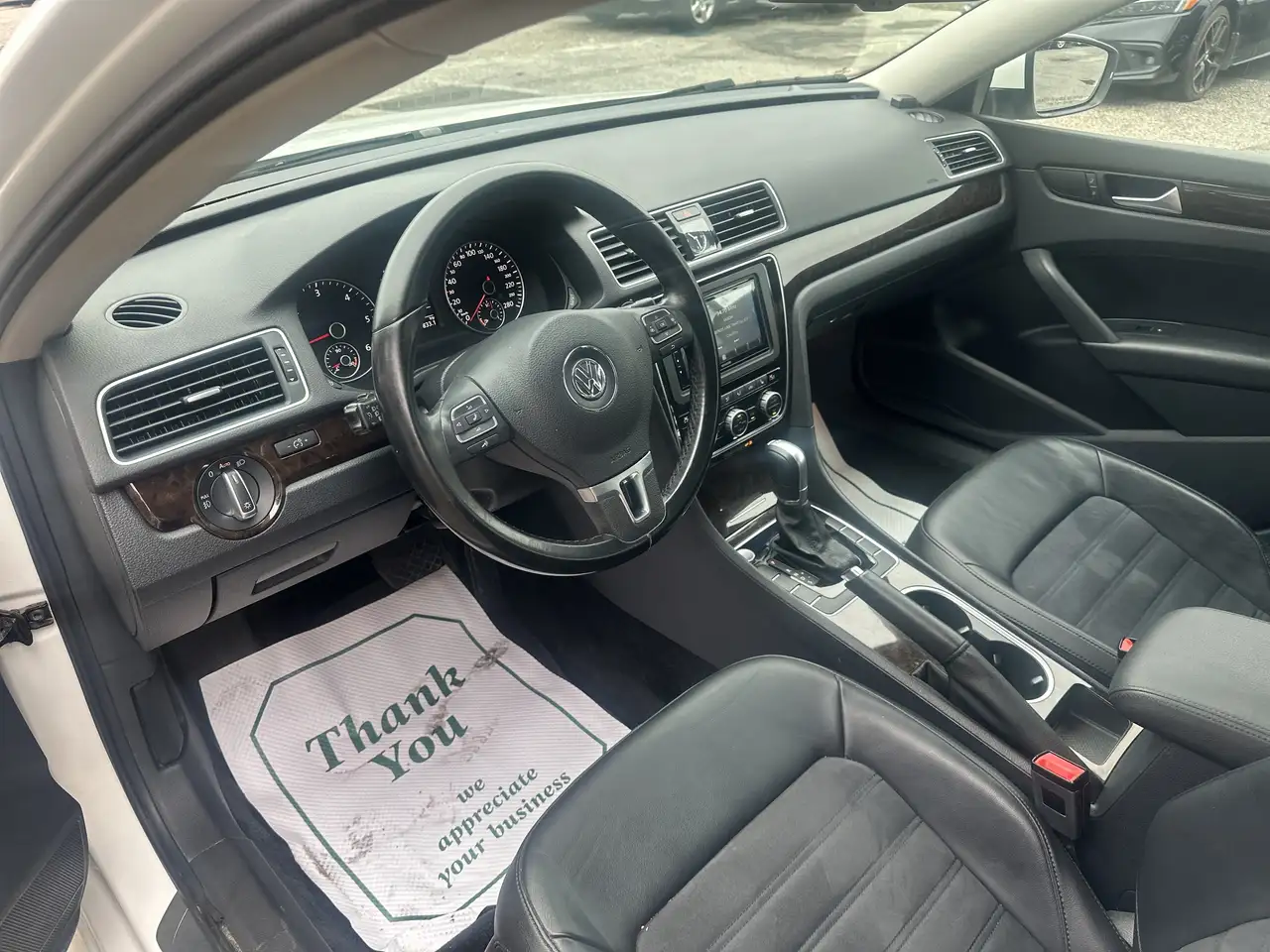 Volkswagen Passat photo Volkswagen Passat