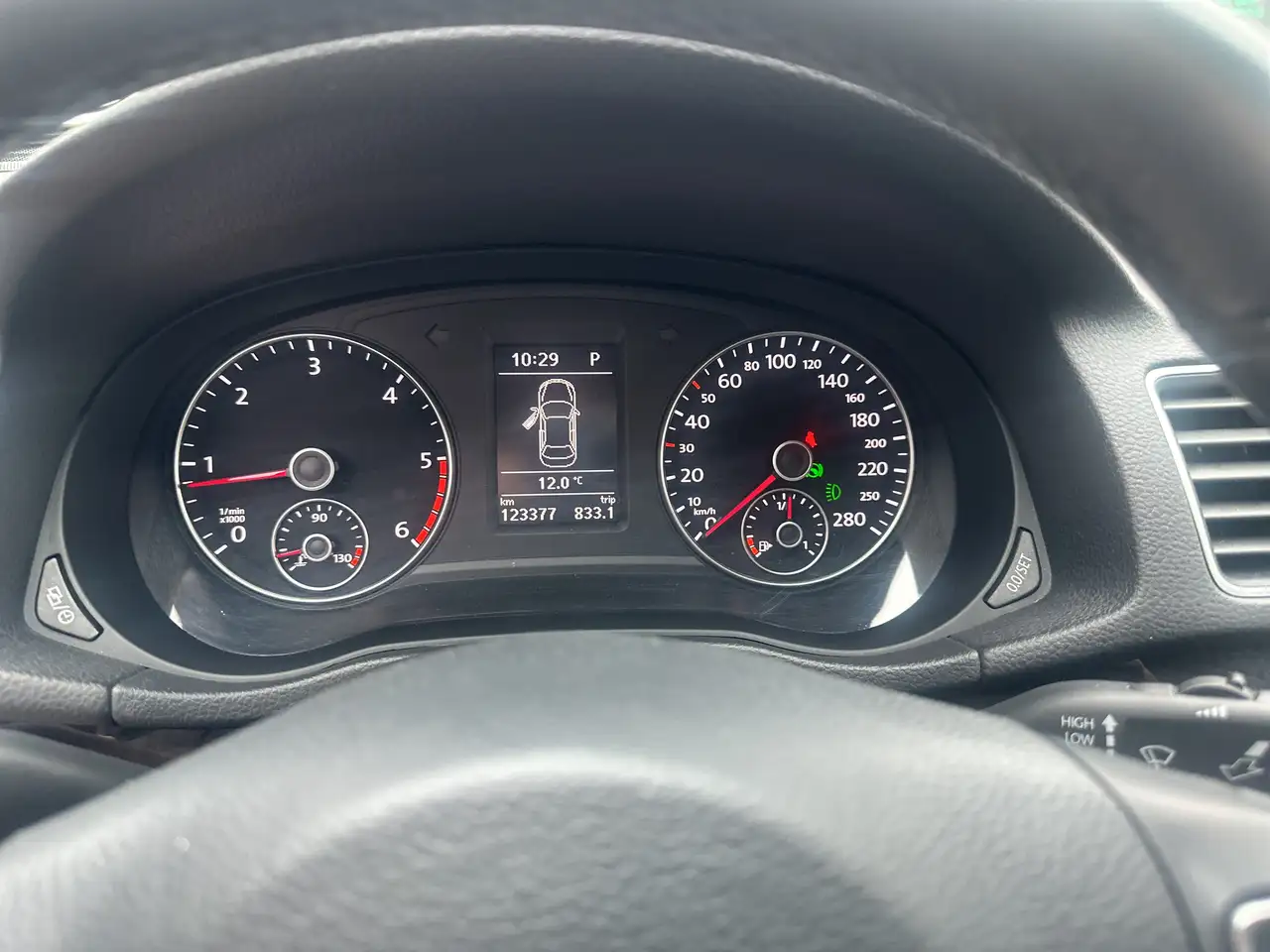 Volkswagen Passat photo Volkswagen Passat