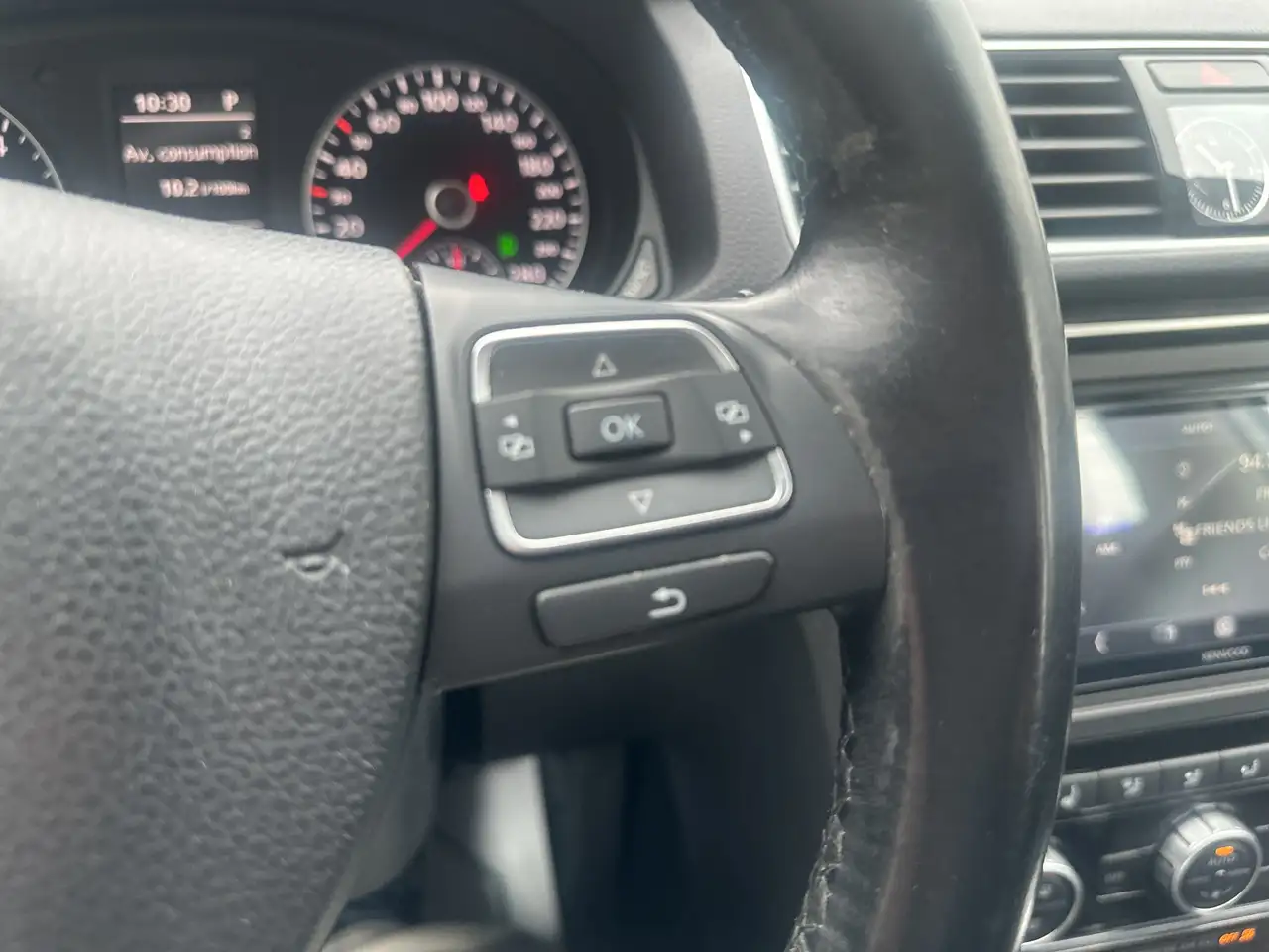 Volkswagen Passat photo Volkswagen Passat