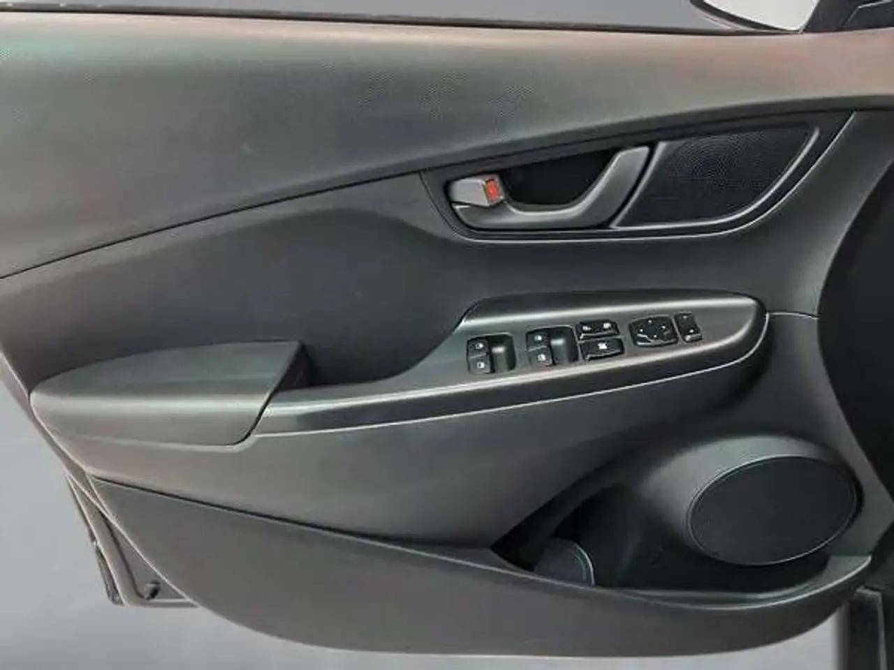 Hyundai KONA photo Hyundai KONA