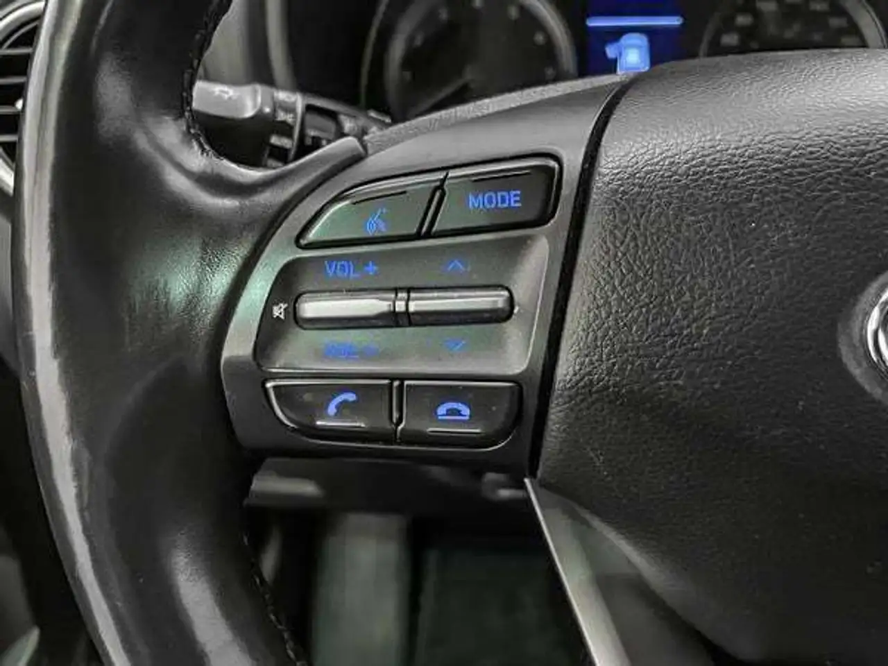 Hyundai KONA photo Hyundai KONA
