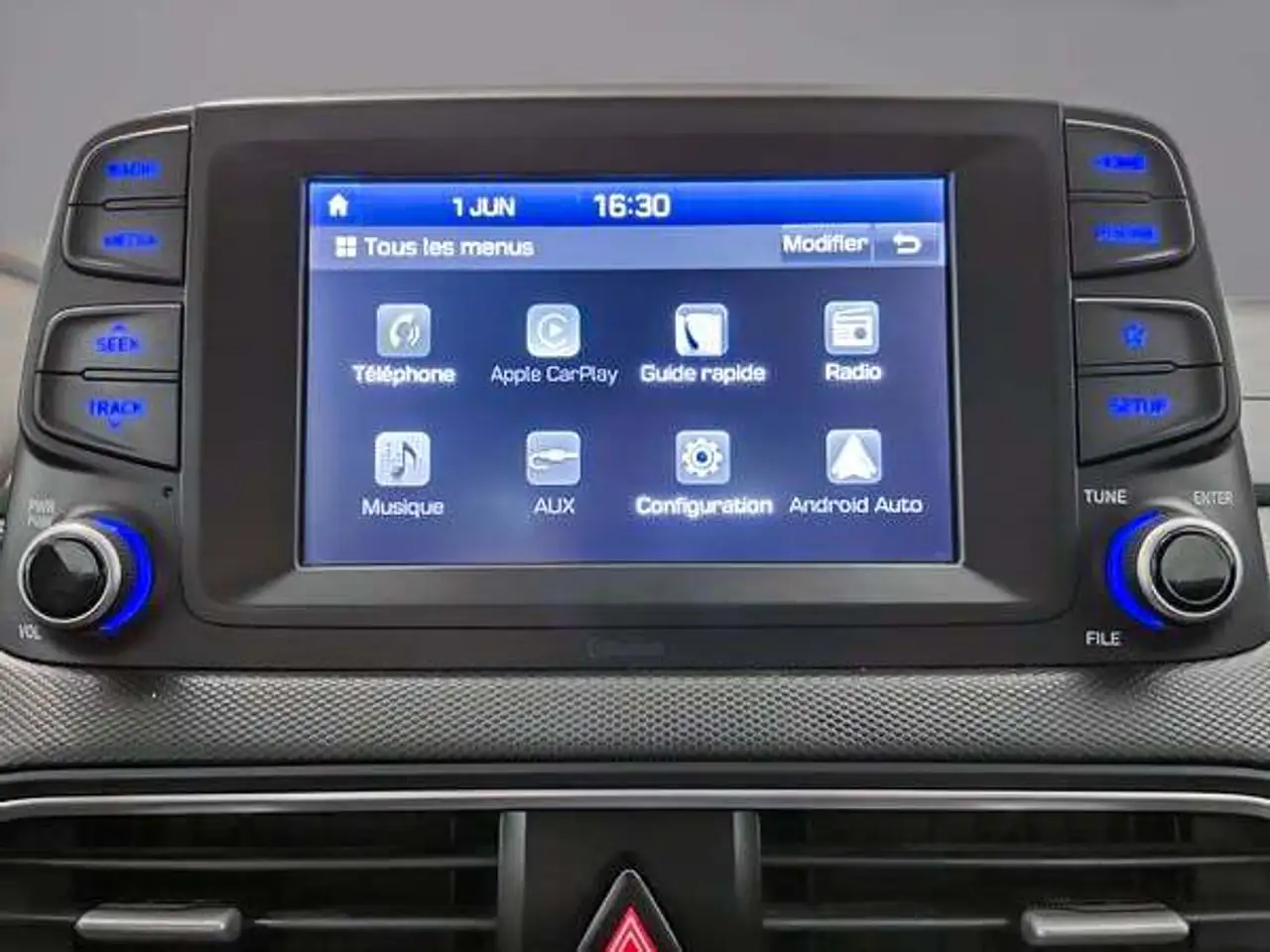 Hyundai KONA photo Hyundai KONA