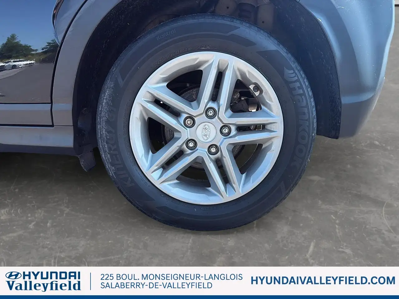 Hyundai KONA photo Hyundai KONA