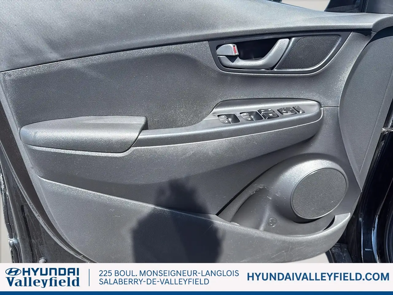 Hyundai KONA photo Hyundai KONA