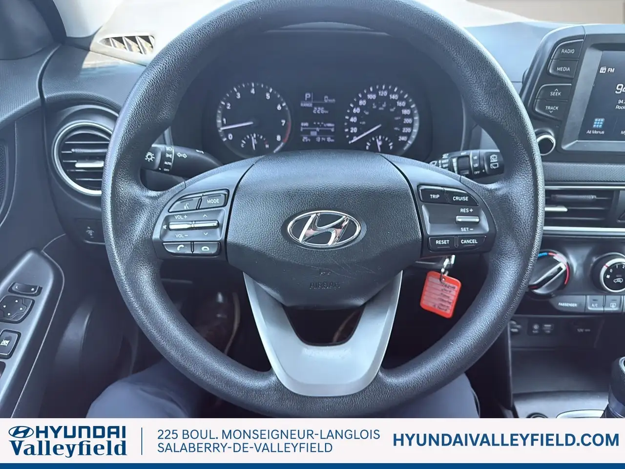 Hyundai KONA photo Hyundai KONA