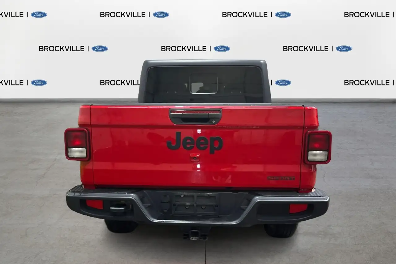 Jeep Gladiator photo Jeep Gladiator