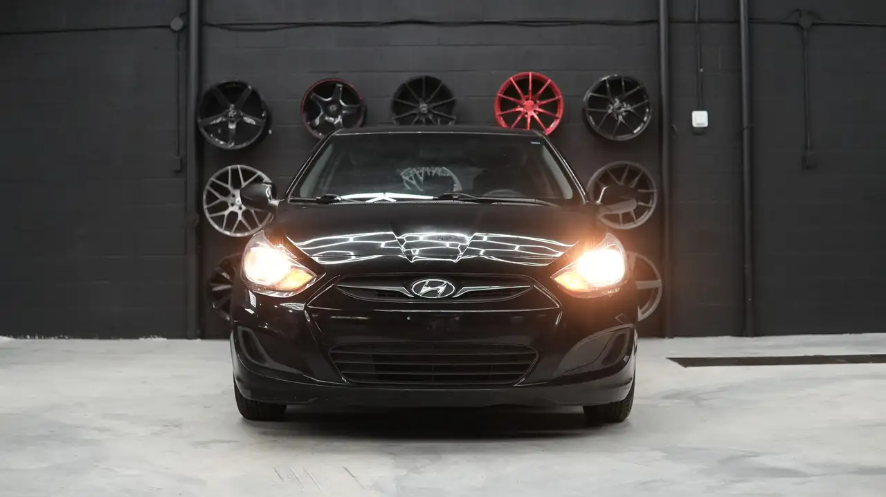 Hyundai ACCENT снимка Hyundai ACCENT