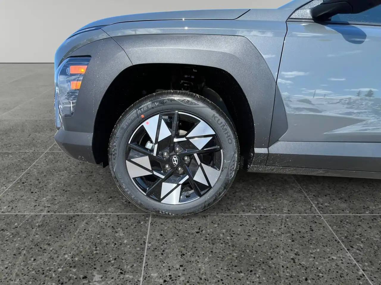 Hyundai KONA снимка Hyundai KONA