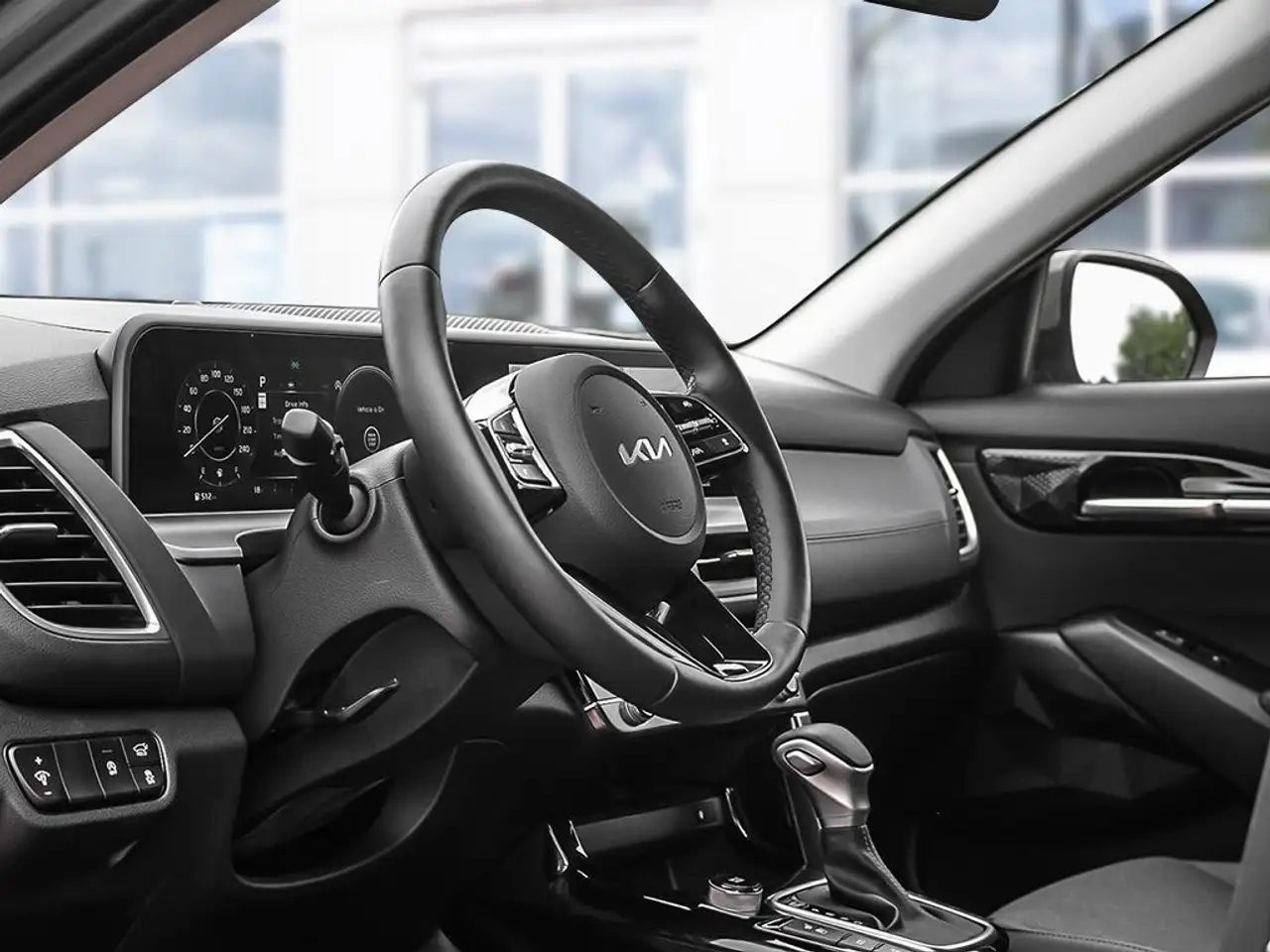 Kia Seltos photo Kia Seltos