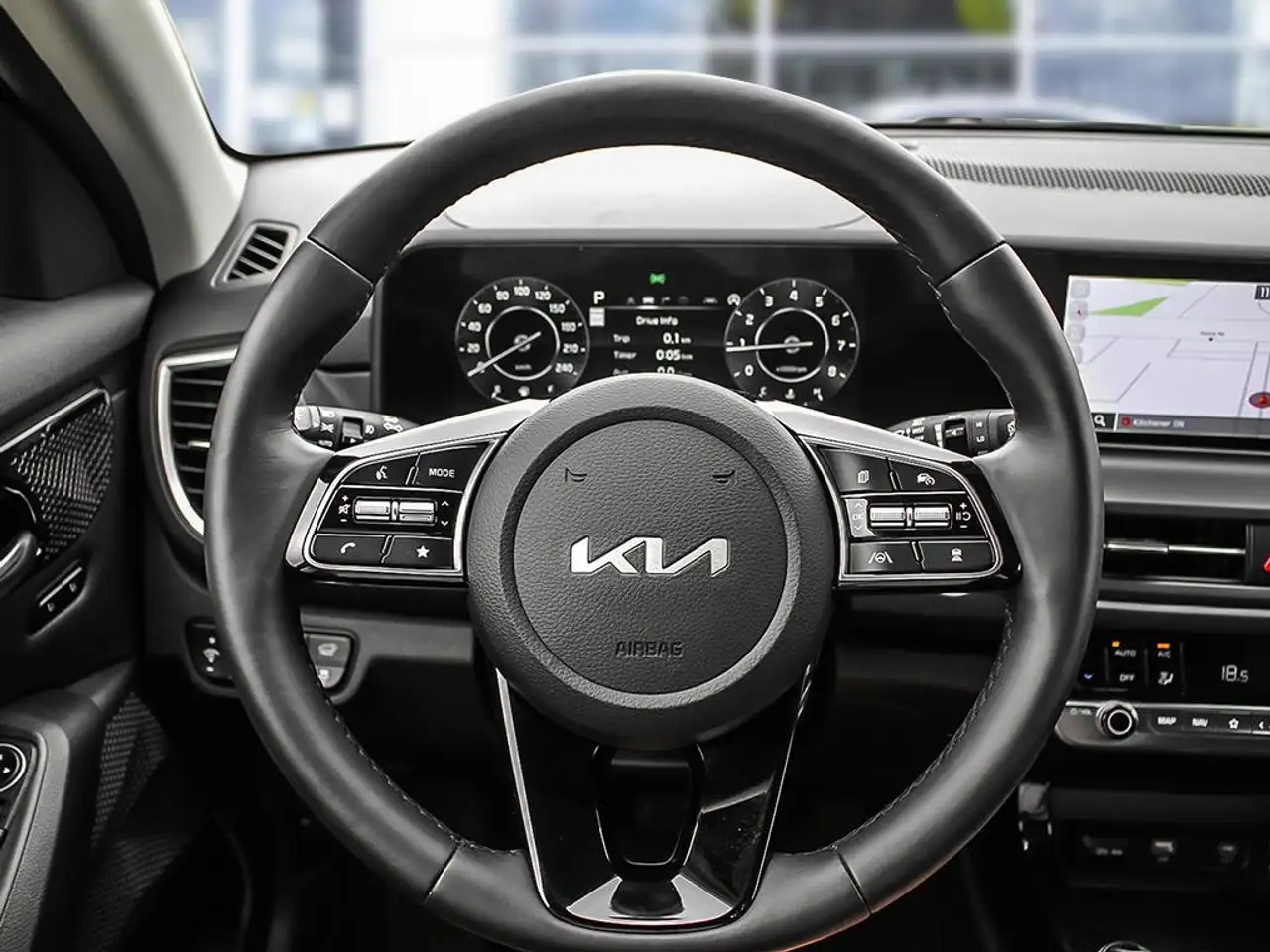 Kia Seltos photo Kia Seltos