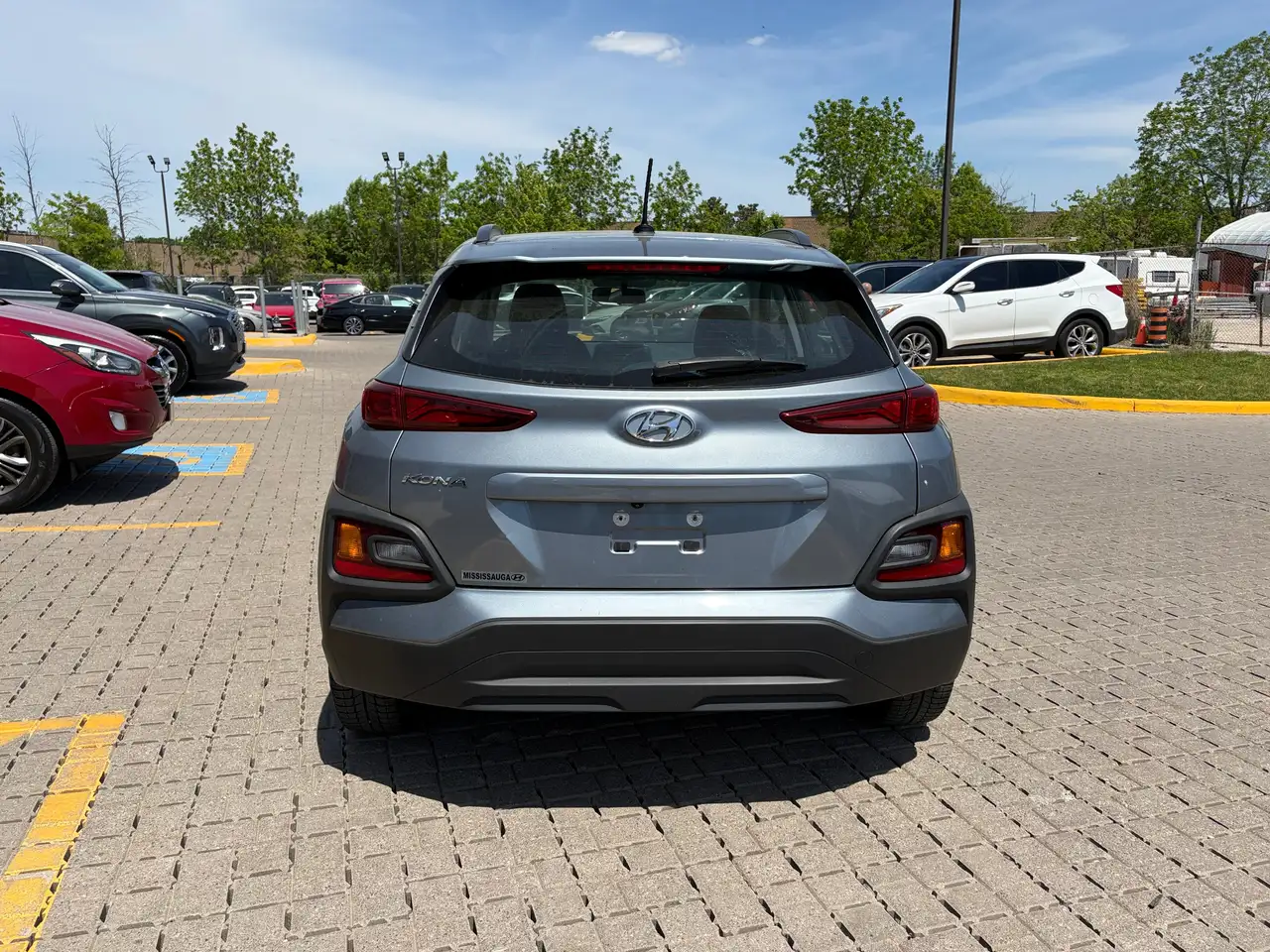 Hyundai KONA photo Hyundai KONA