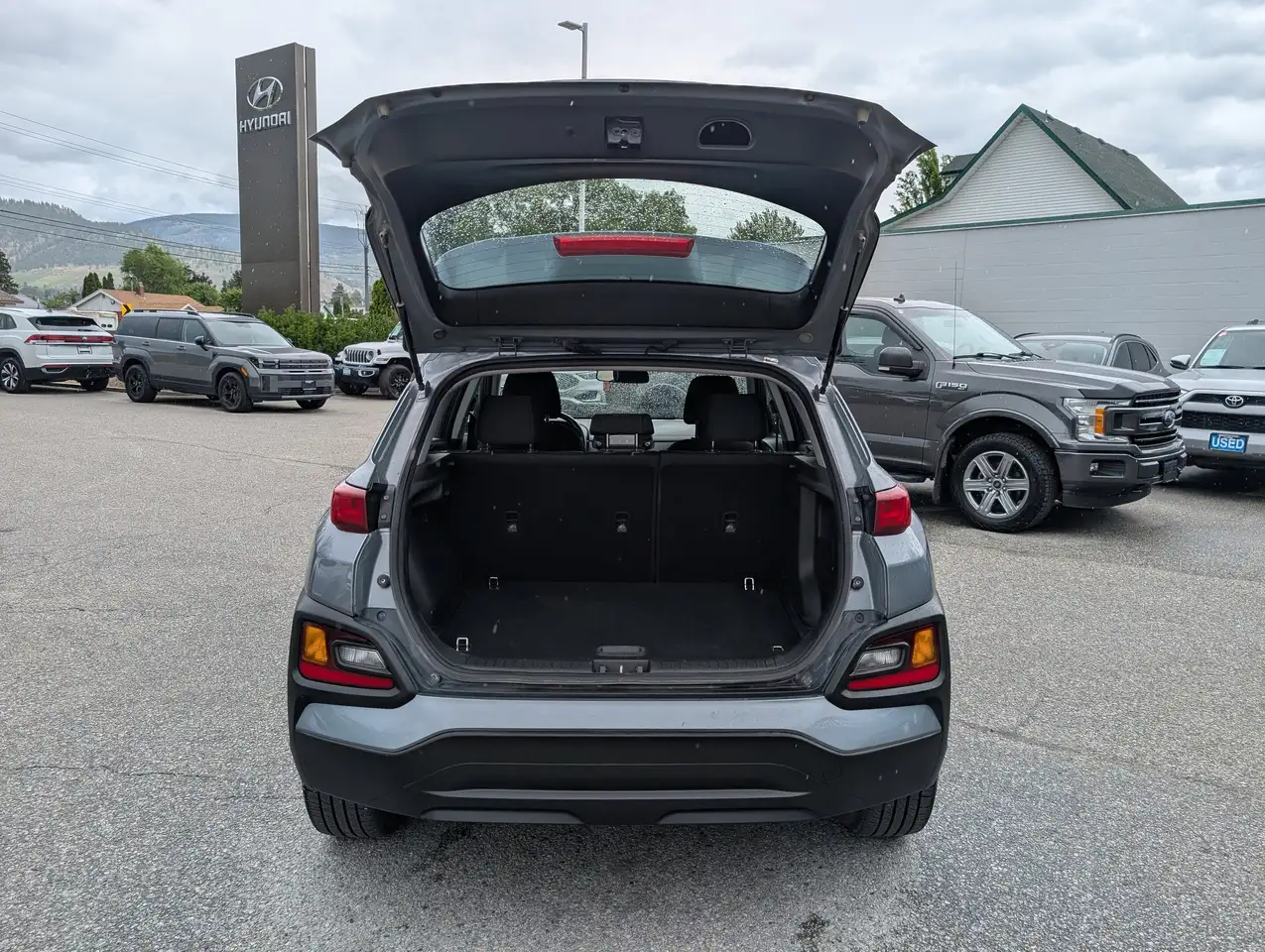 Hyundai KONA снимка Hyundai KONA