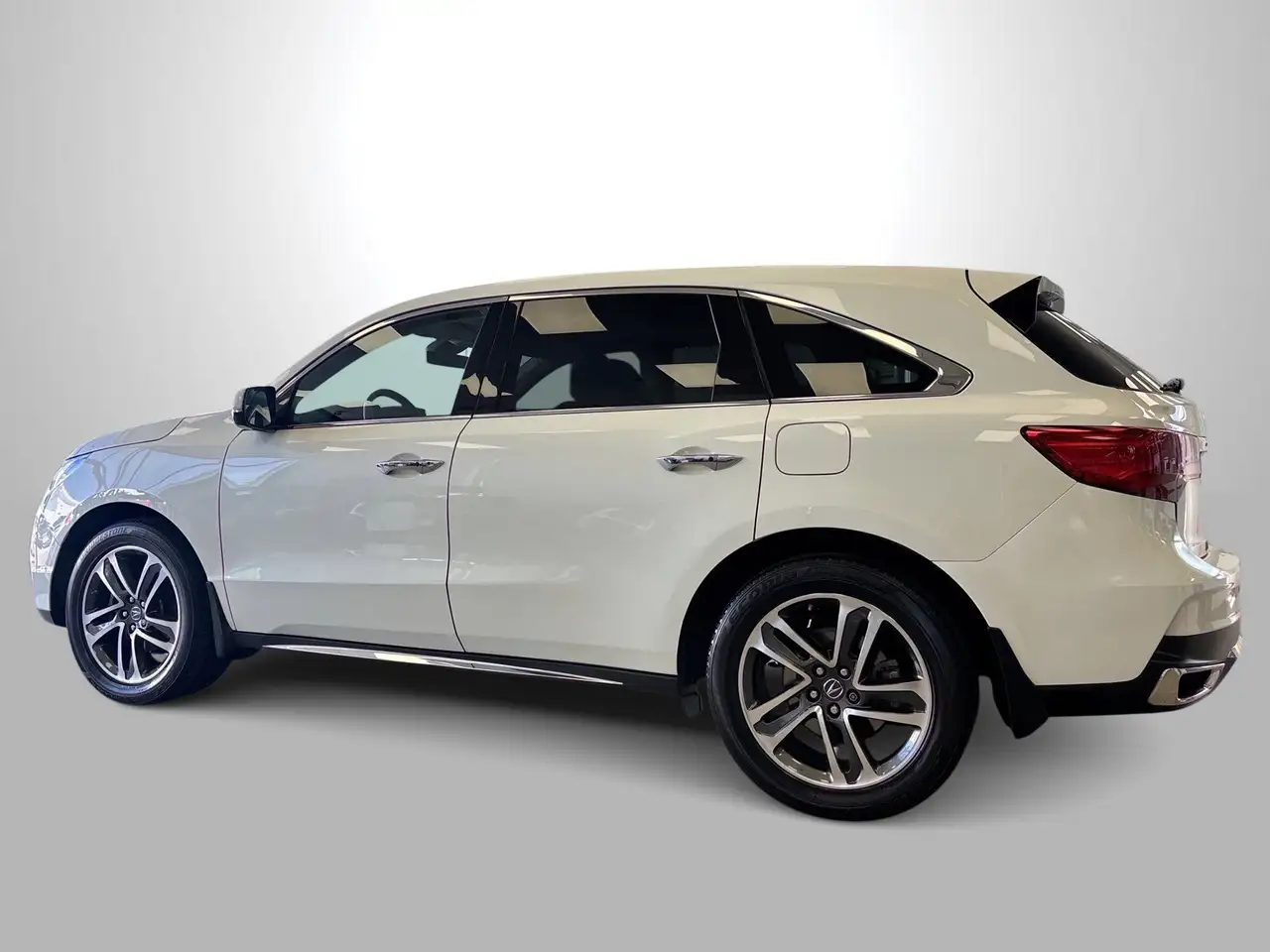 Acura MDX снимка Acura MDX