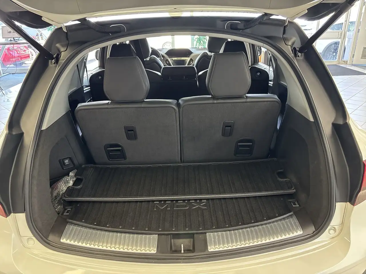 Acura MDX снимка Acura MDX