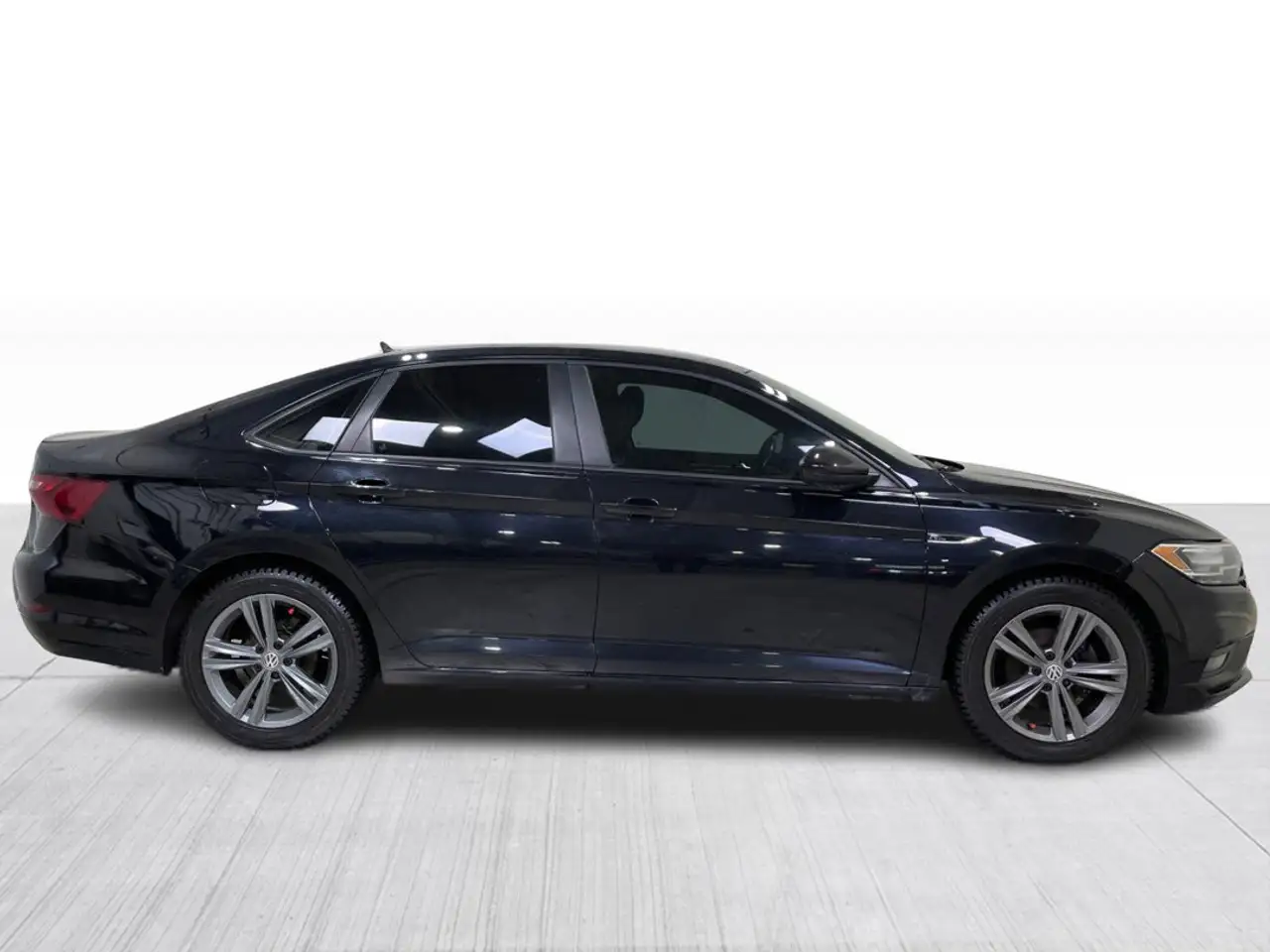 Volkswagen Jetta снимка Volkswagen Jetta