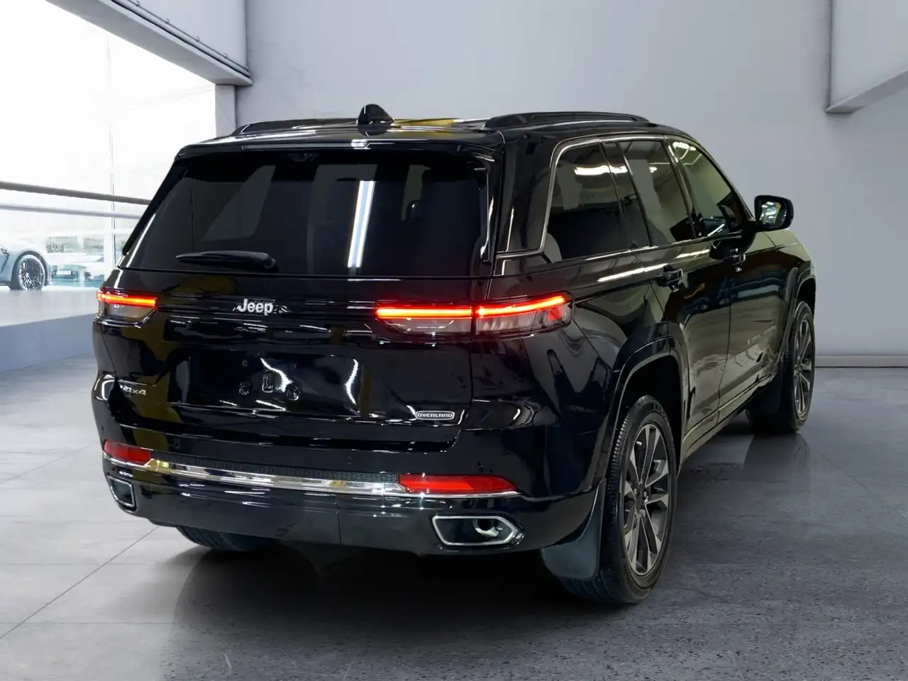 Jeep Grand Cherokee photo Jeep Grand Cherokee