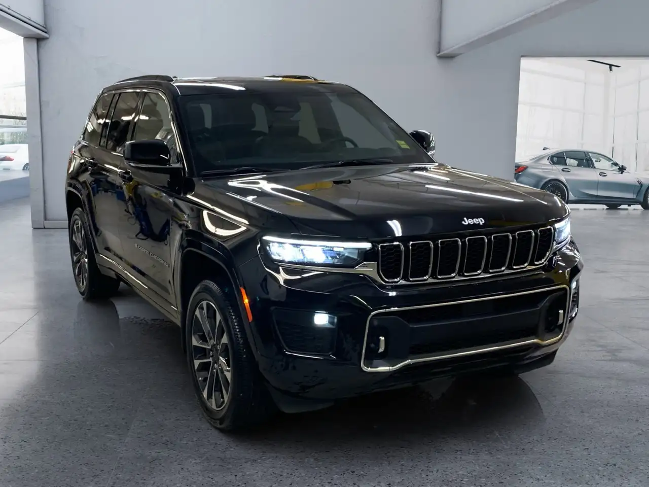 Jeep Grand Cherokee photo Jeep Grand Cherokee