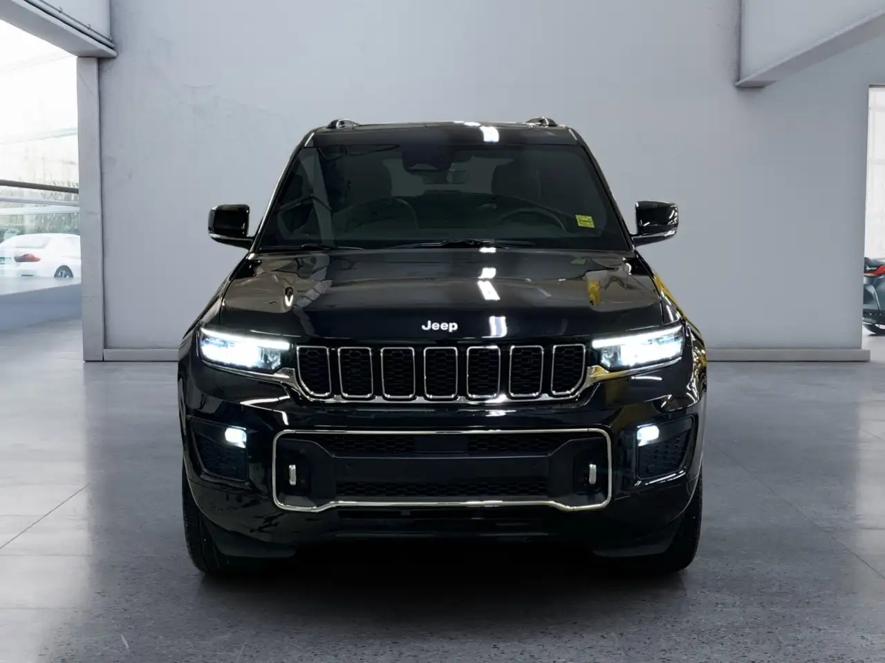 Jeep Grand Cherokee photo Jeep Grand Cherokee