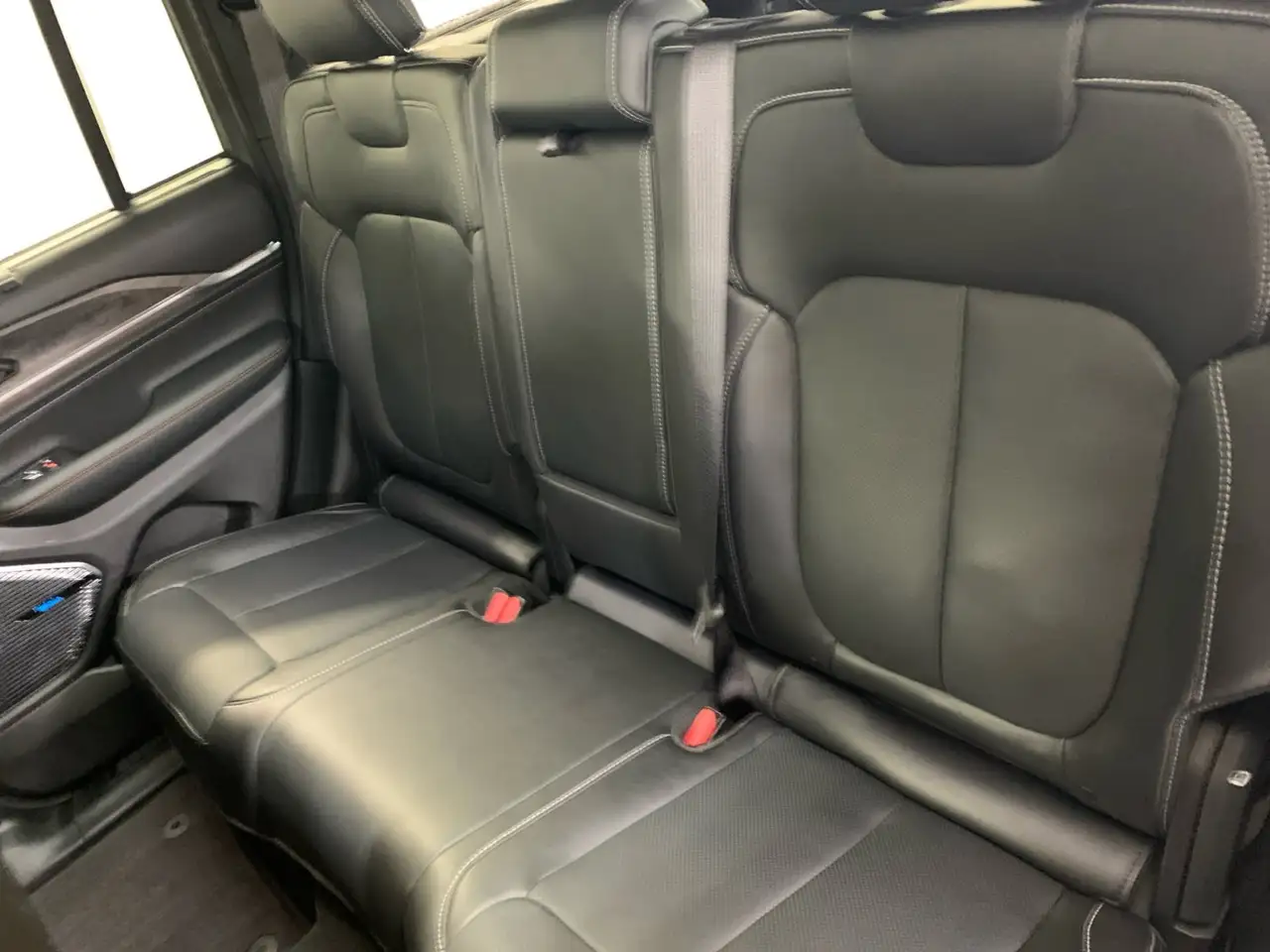 Jeep Grand Cherokee photo Jeep Grand Cherokee