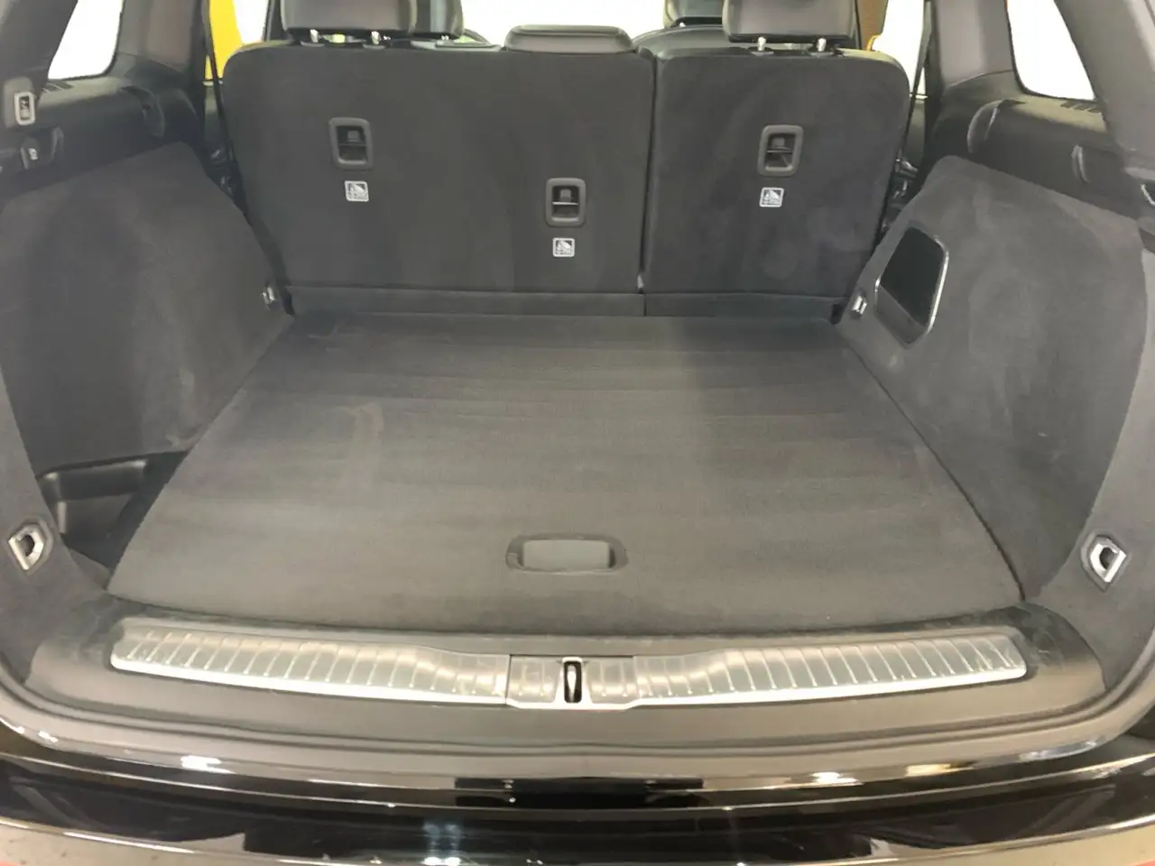 Jeep Grand Cherokee photo Jeep Grand Cherokee