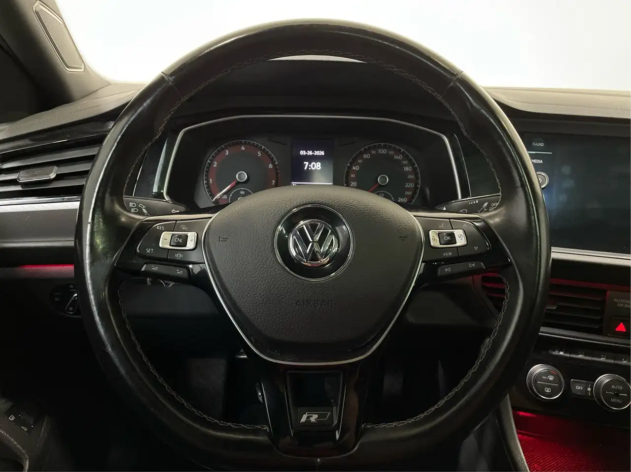 Volkswagen Jetta снимка Volkswagen Jetta