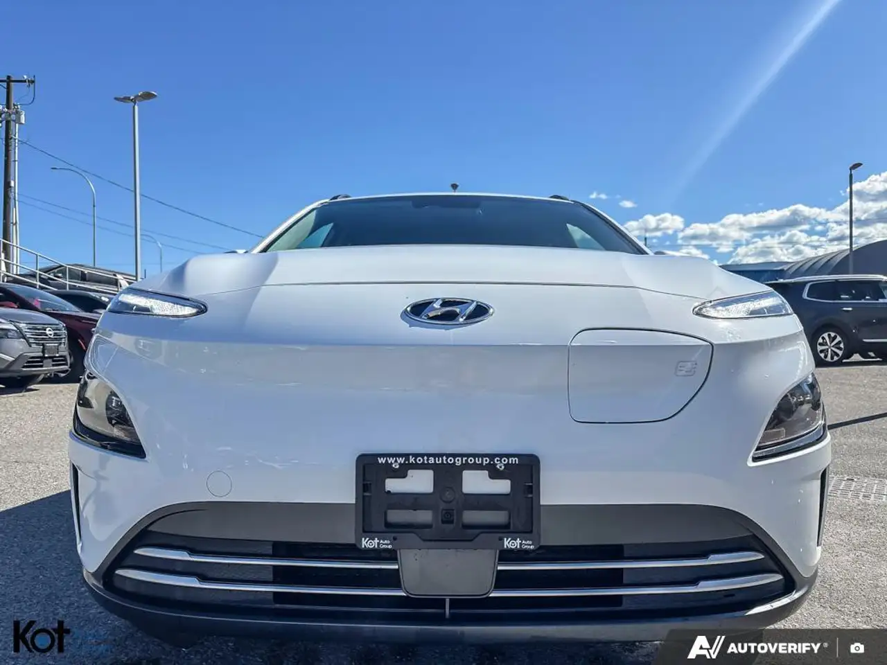 Hyundai KONA снимка Hyundai KONA