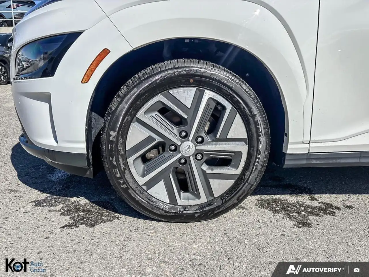 Hyundai KONA снимка Hyundai KONA