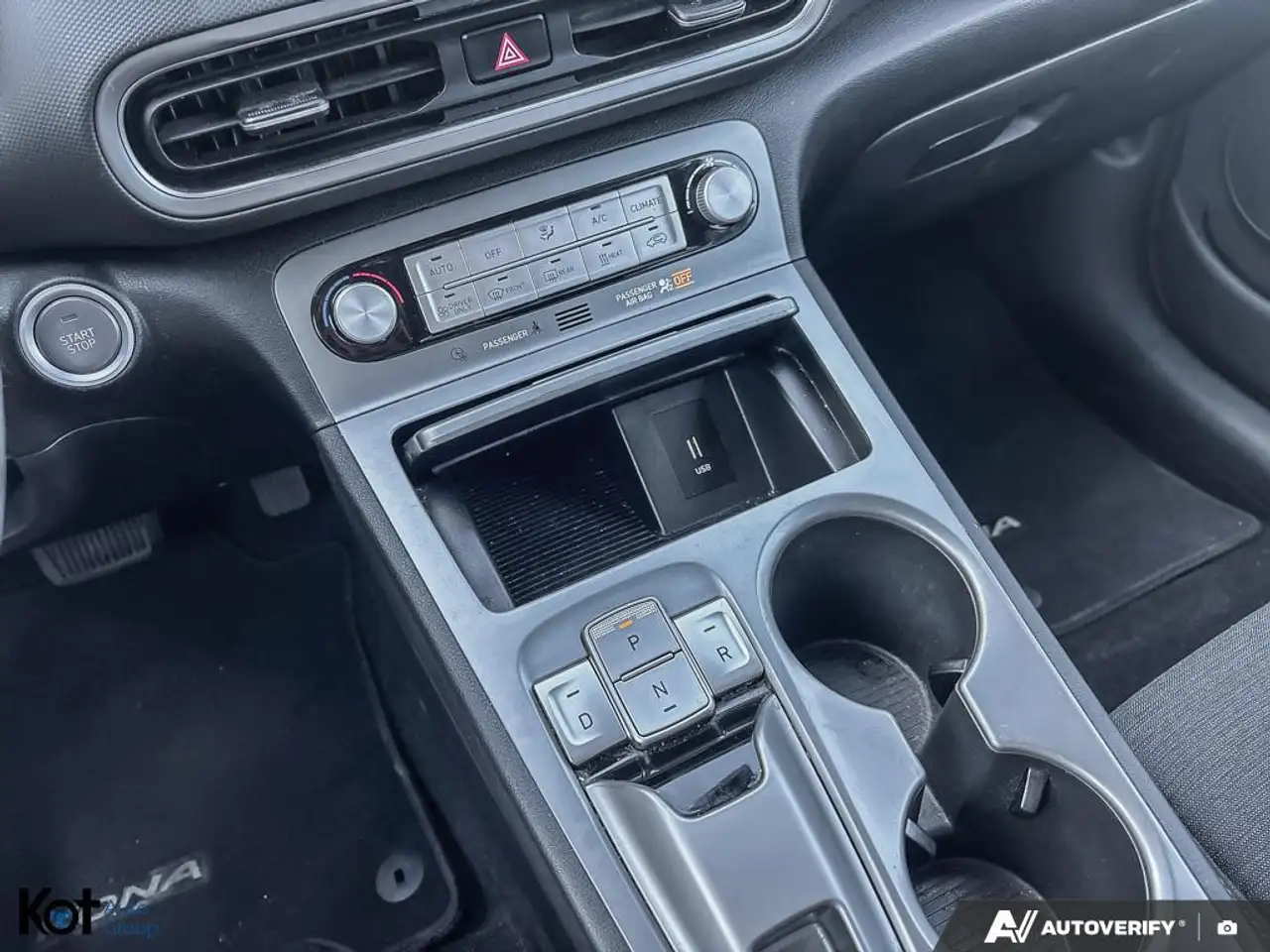 Hyundai KONA снимка Hyundai KONA