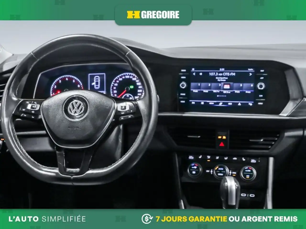 Volkswagen Jetta снимка Volkswagen Jetta
