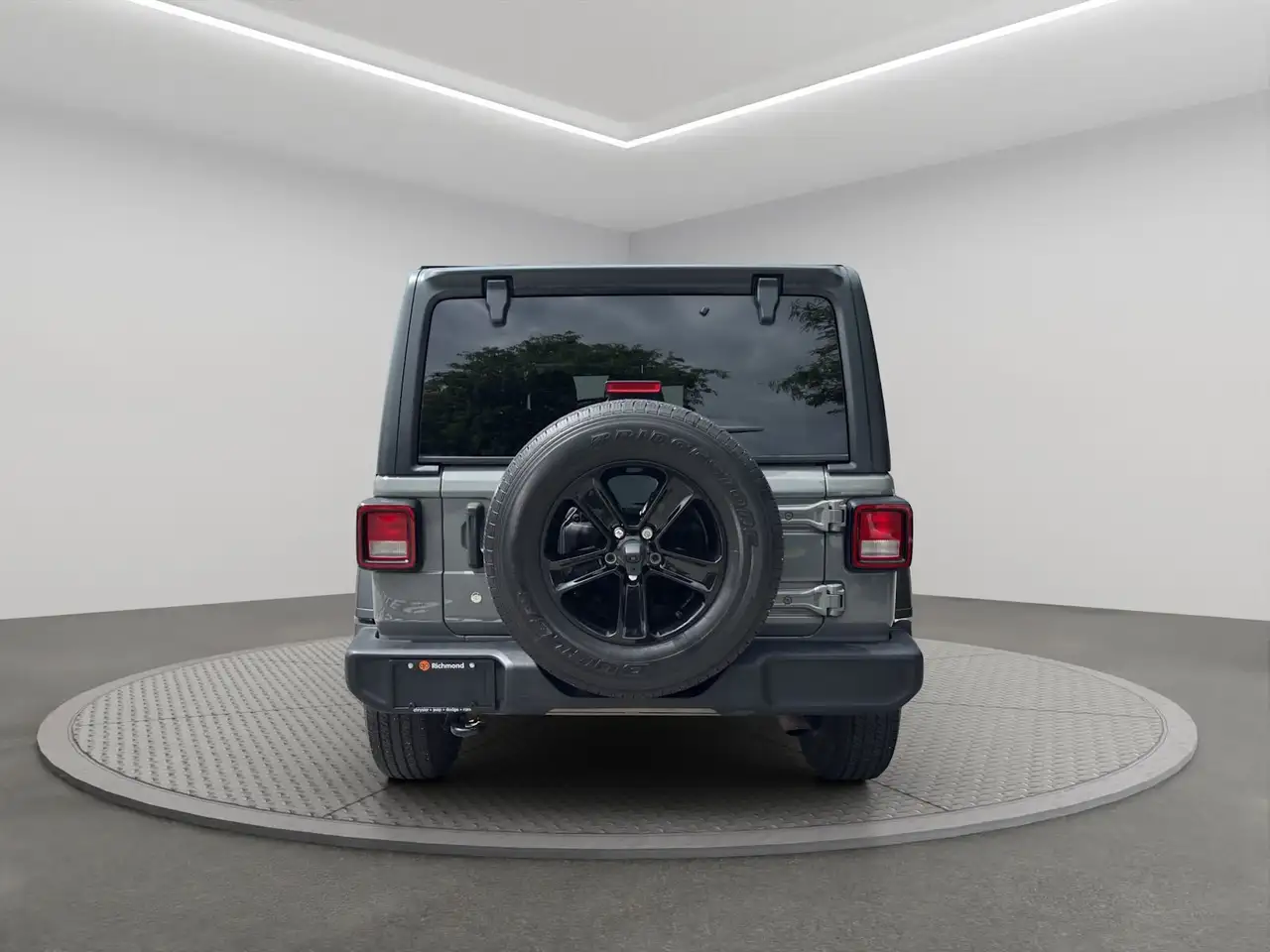 Jeep Wrangler photo Jeep Wrangler