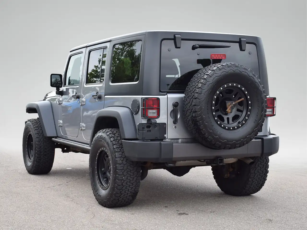 Jeep Wrangler снимка Jeep Wrangler